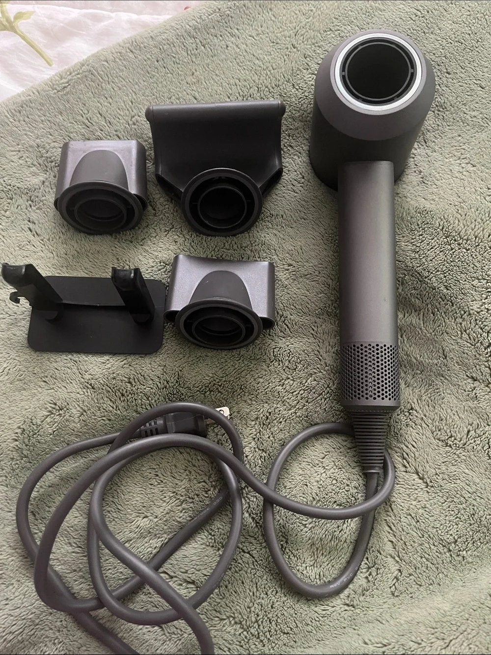 Dyson-Style Gray Hair Dryer with Magnetic Styling Attachments